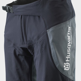 RAILED PANTS